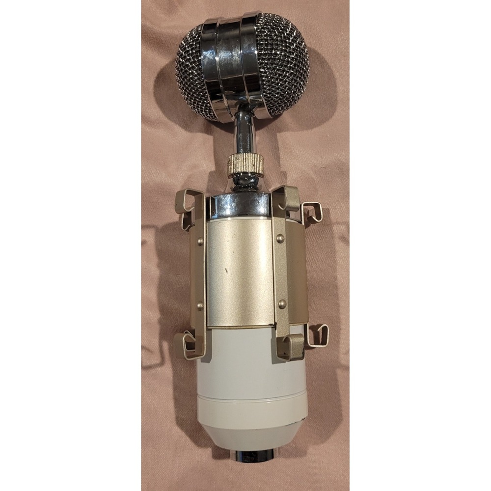 BM-3000 Studio Condenser Microphone with Custom Shock Mount Cradle Untested